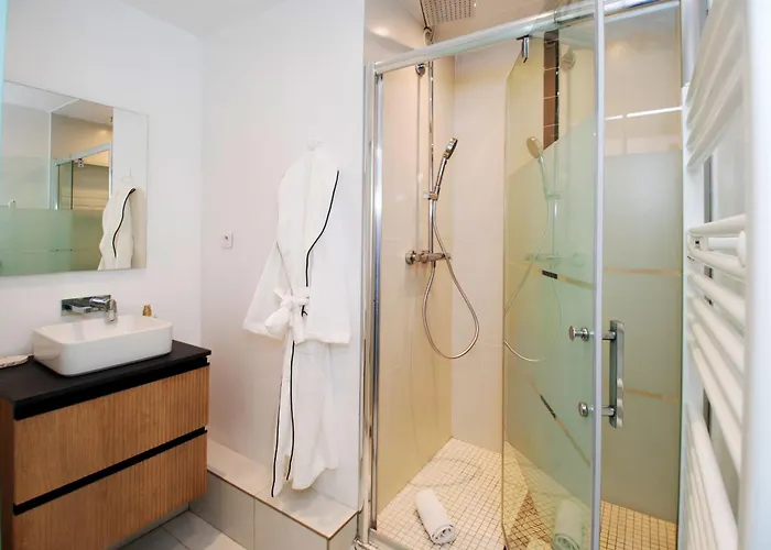 Montmartre & Batignolles - Cityapartmentstay Paris